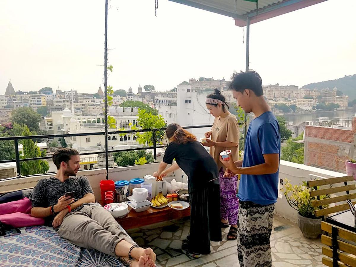 The Hostel Crawl Удайпур Екстериор снимка